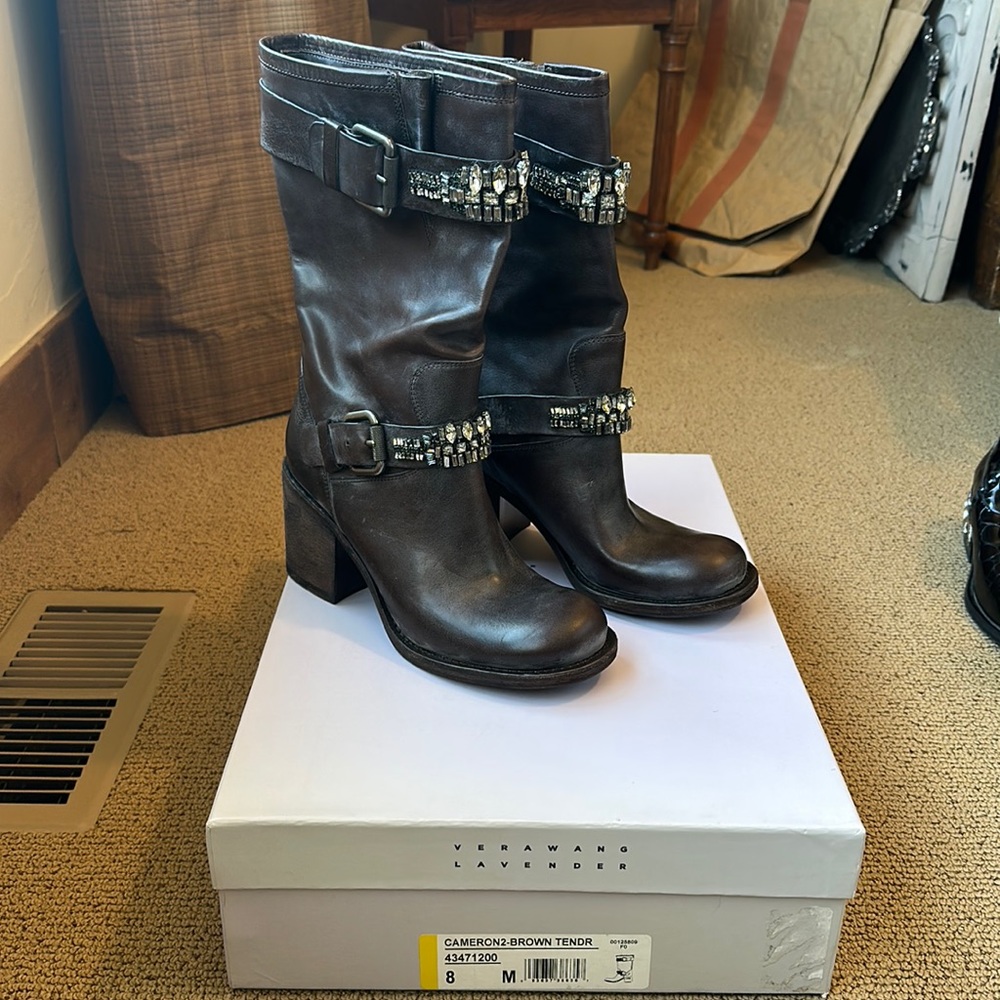 Vera Wang Boots
